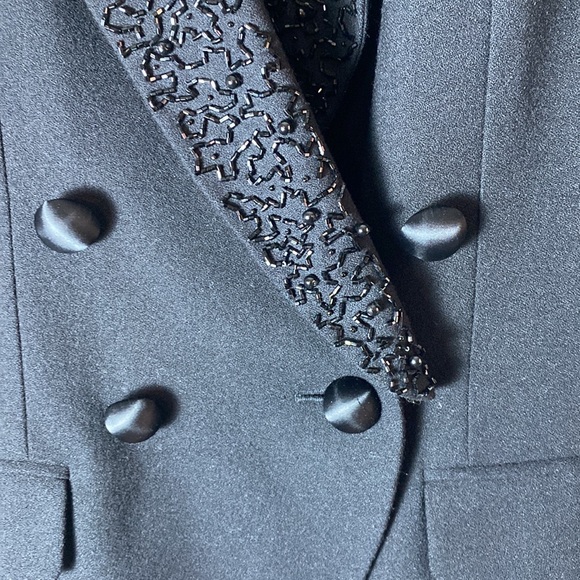 Ivana Wool Blazer Jacket. Embellished Removable collar Satin covered buttons. - Picture 4 of 14